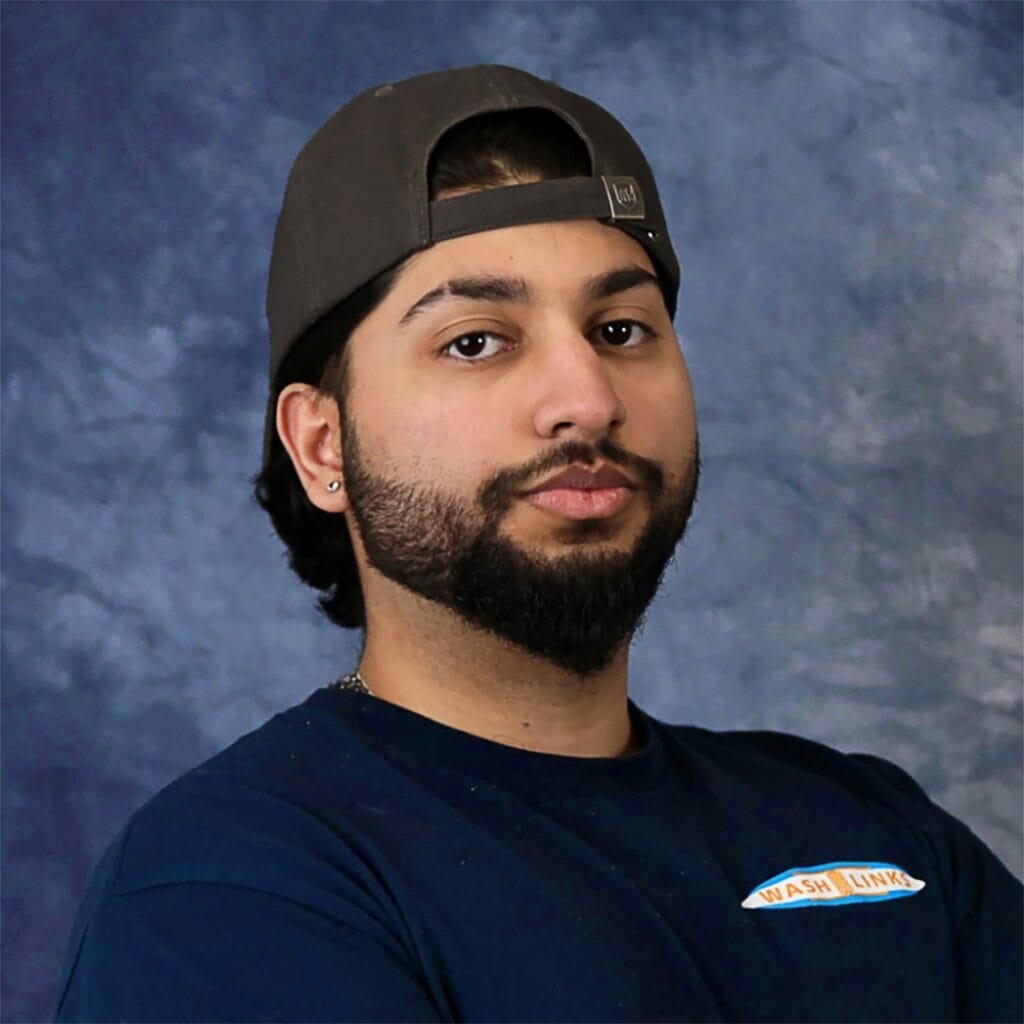 Moe, Parts Coordinator